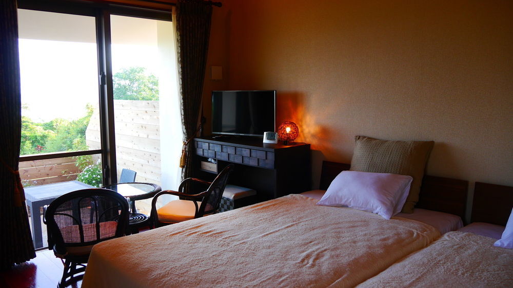 Ocean Hills Kouri Hotel Nakijin Exterior photo
