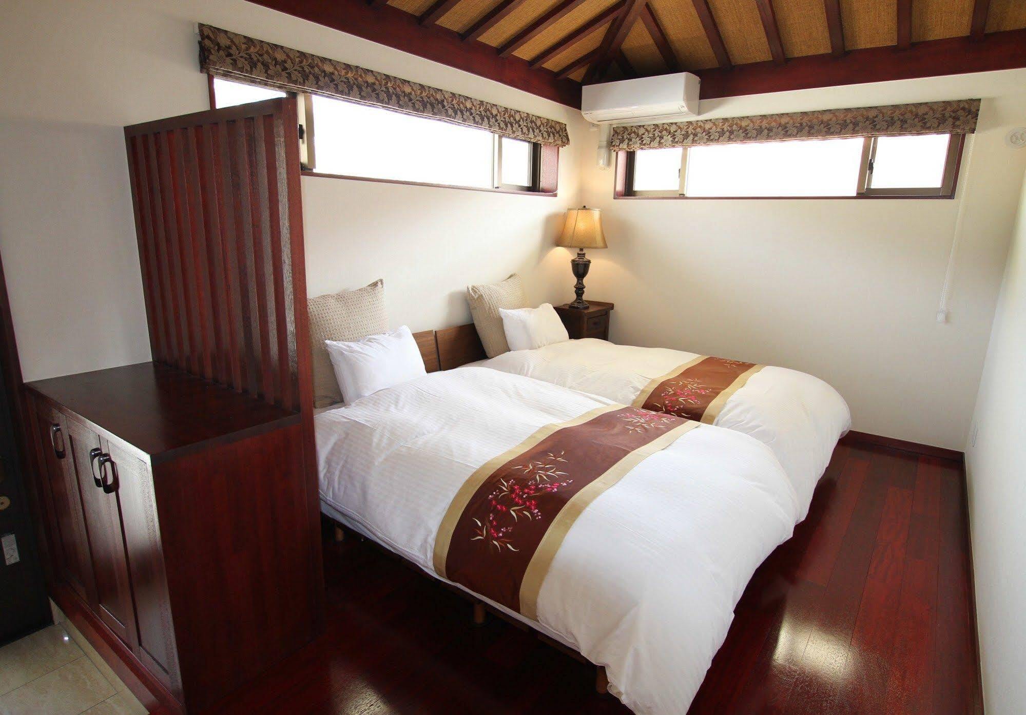 Ocean Hills Kouri Hotel Nakijin Exterior photo